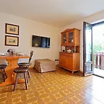 Bellavista, Mini Apartment La Salle